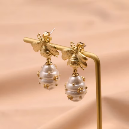 New Style Sweet Honeybee Natural Freshwater Pearl 14K Gold Filled Female Tassels Stud Earrings Jewelry Women Christmas Gifts