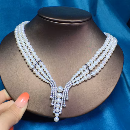 High natural freshwater pearl necklace 5--6mm rhinestone short female fashion match evening dress bridal jewelry
